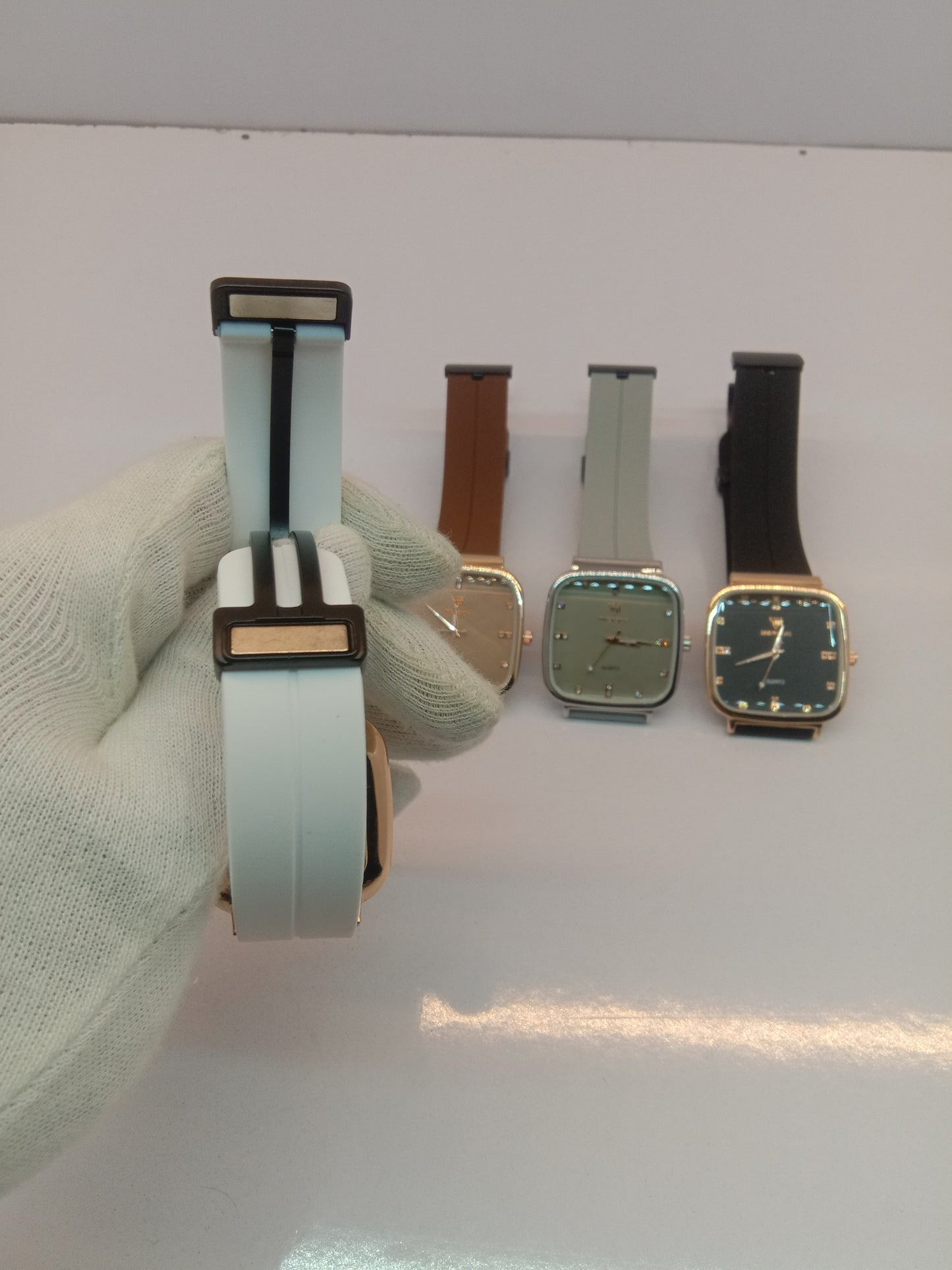 Royal Silicone-Strap Watches with Master-Lock With Multi-Color Sport & Casual Use