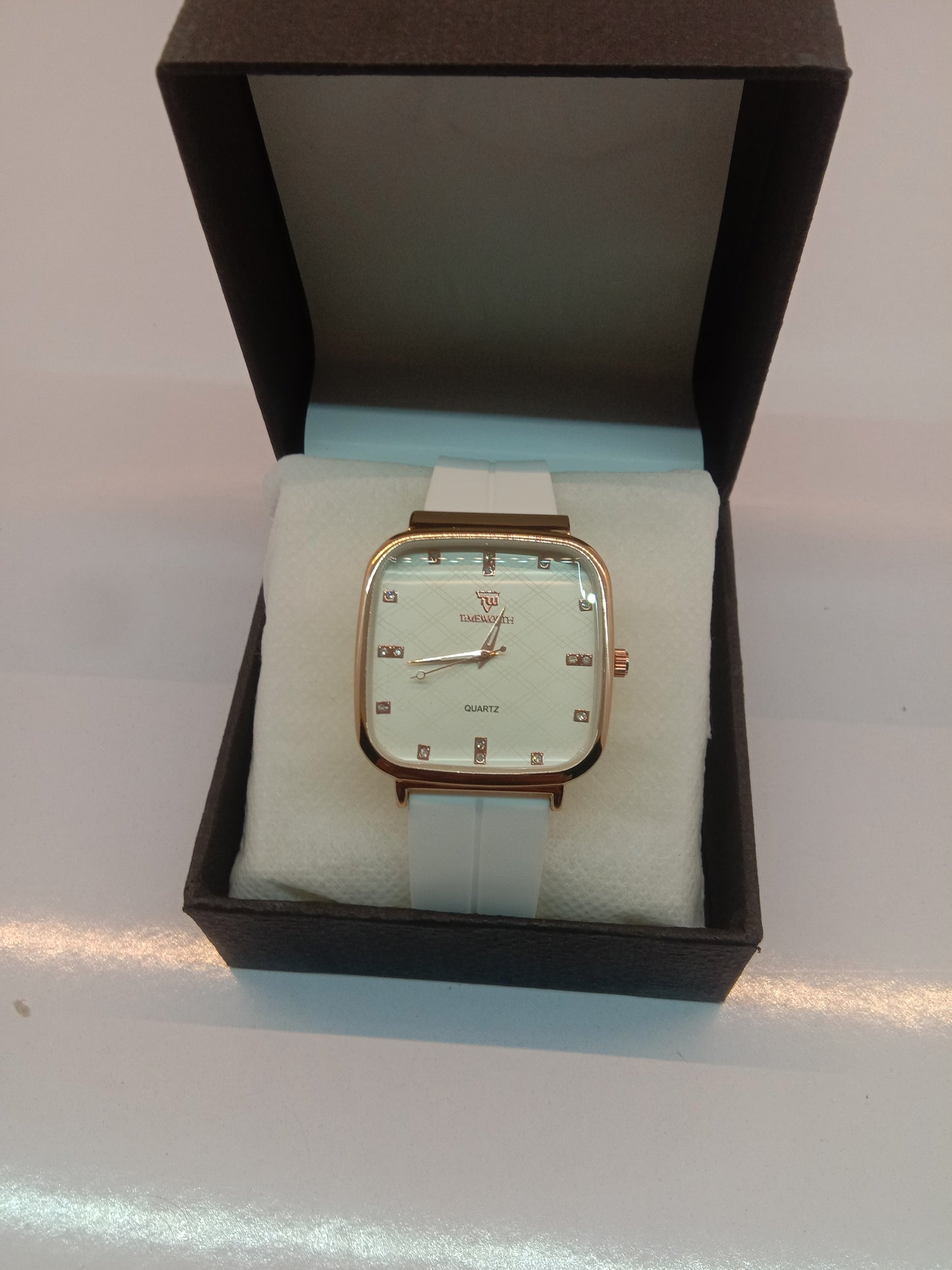 Royal Silicone-Strap Watches with Master-Lock With Multi-Color Sport & Casual Use