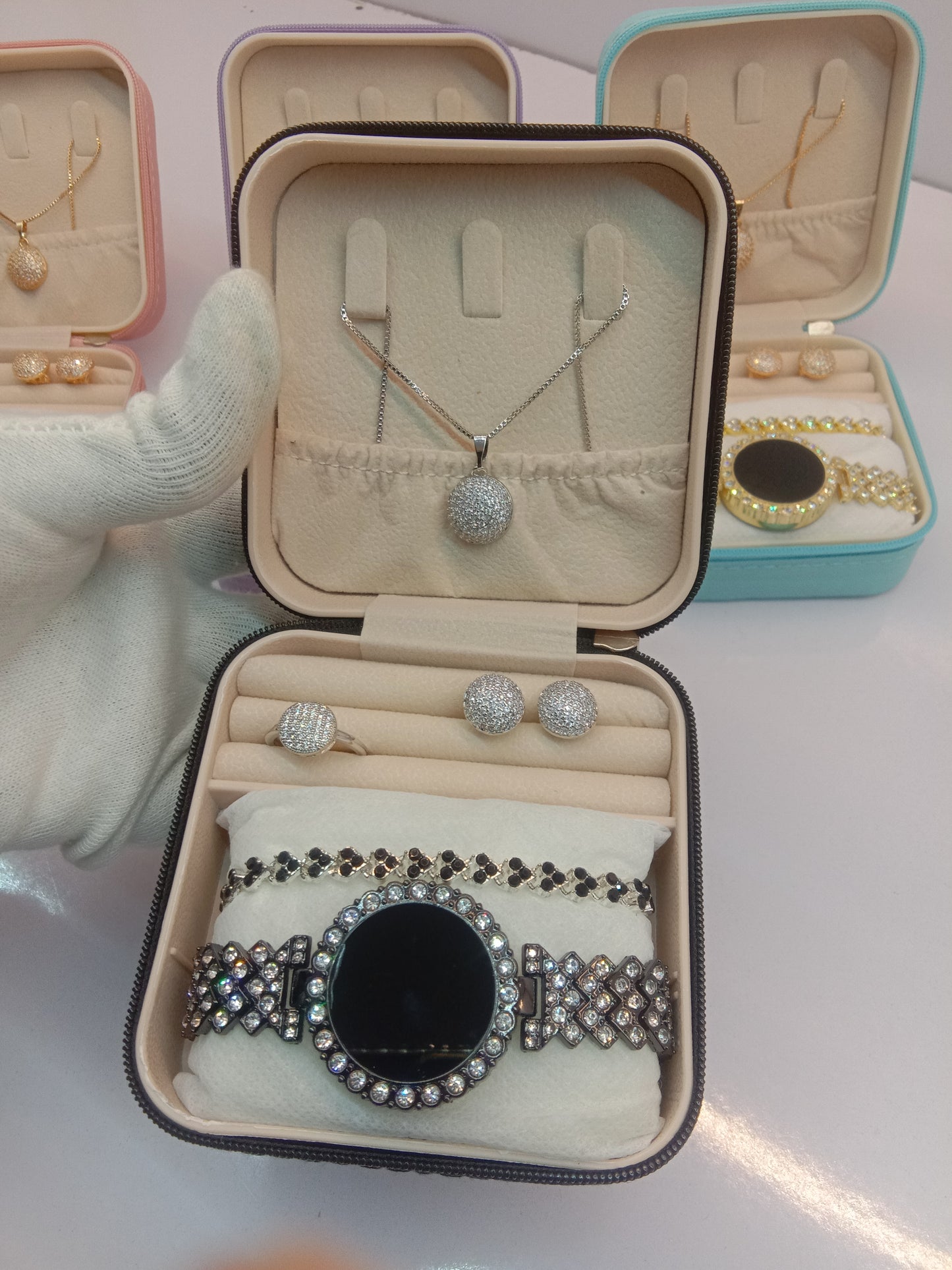 Top Trending Touch Watch With Beautiful Bracelet + Jewellery Set + Gift Box Packaging For Girls & Women